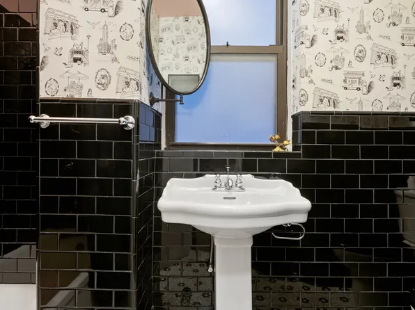 242 West 104th Street image 6 of 6