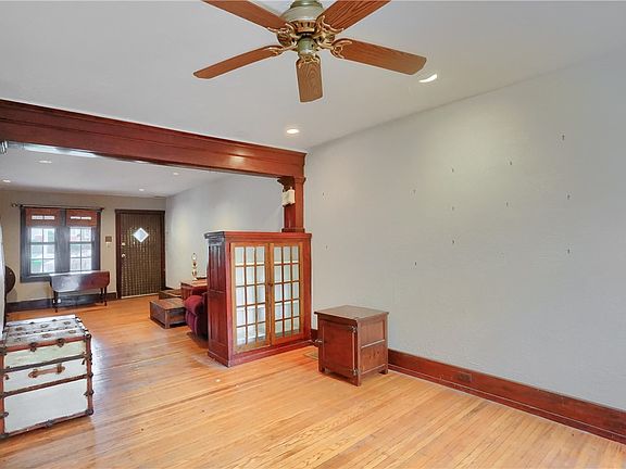 3rd image of 5933 Alder St #A