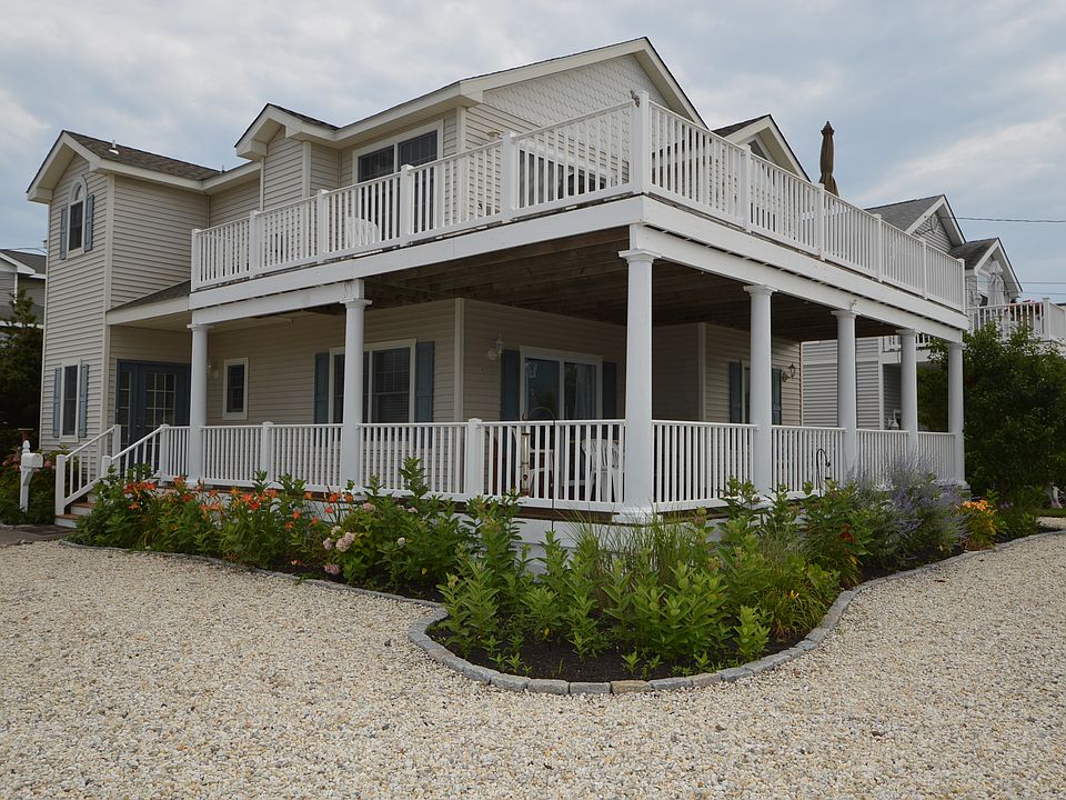 1019 First Avenue, Avalon