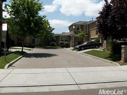2nd image of 2510 Vallini Ln