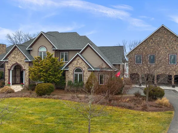 16503 Loneoak Pl, Hamilton, VA 20158