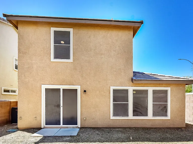 124 Icy River Ave — Photo 17