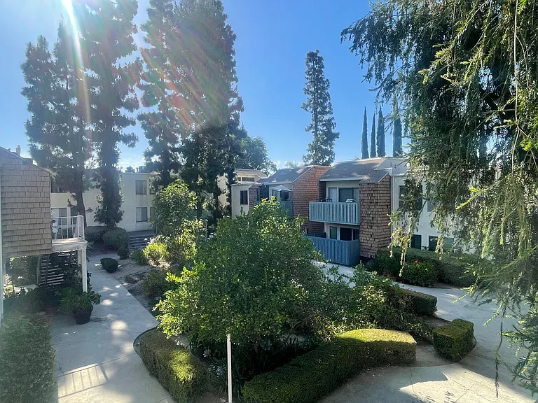 5700 Etiwanda Ave #240 — Photo 8