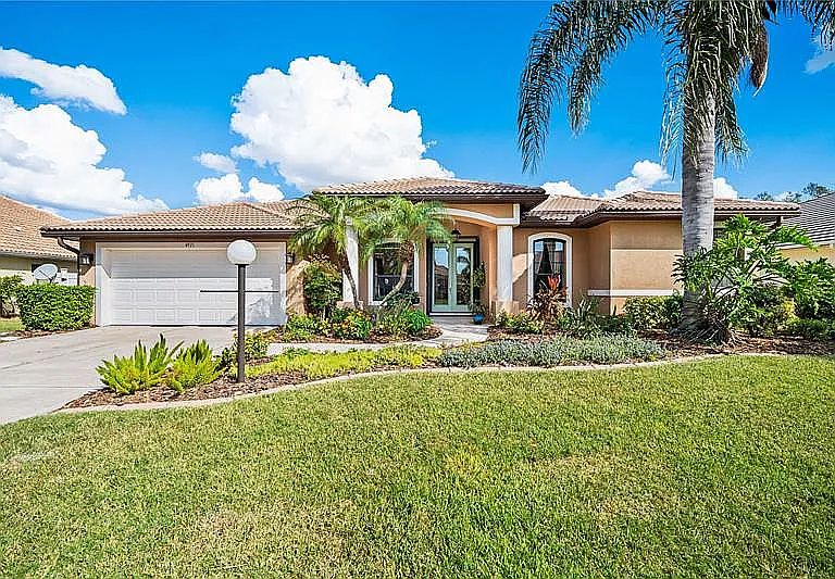 1st image of 4971 Cedar Oak Way