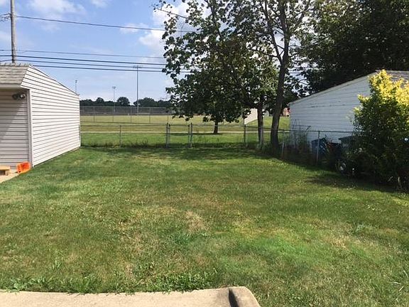 2nd image of 3759 W 210th St
