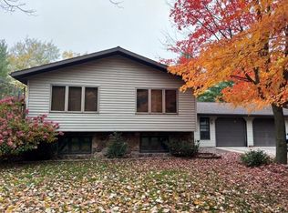 8517 County Road B, Marshfield, WI 54449