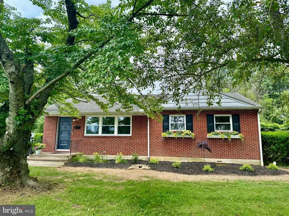 311 Perry Rd, Shoemakersville, PA 19555