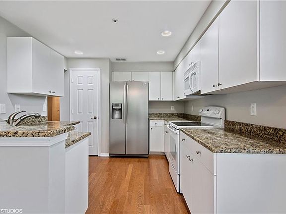 4th image of 7768 Gardner Dr Unit 101