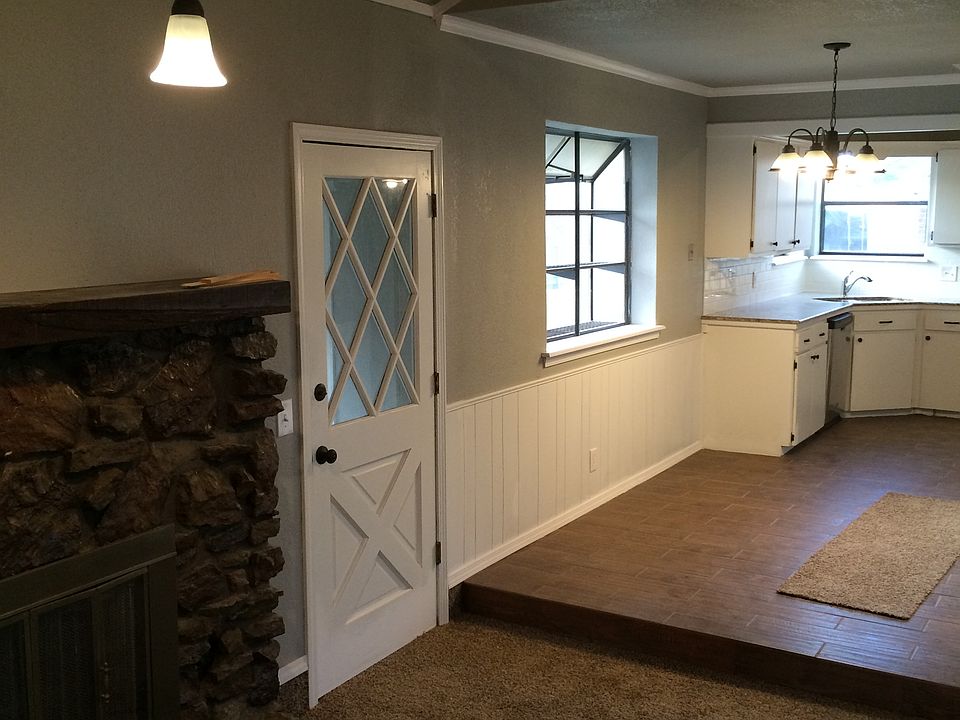 breakfast nook and kitchen