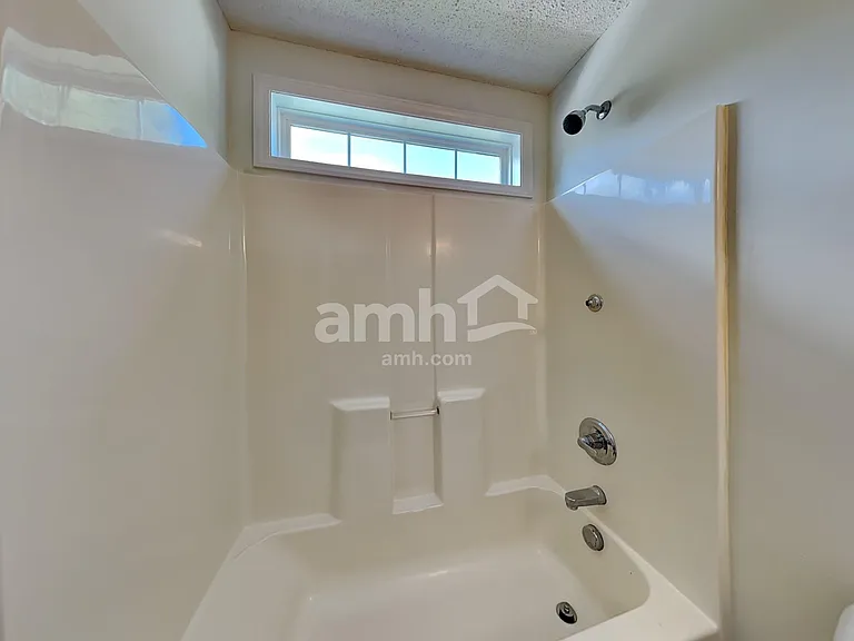 1302 River Rock Dr — Photo 17