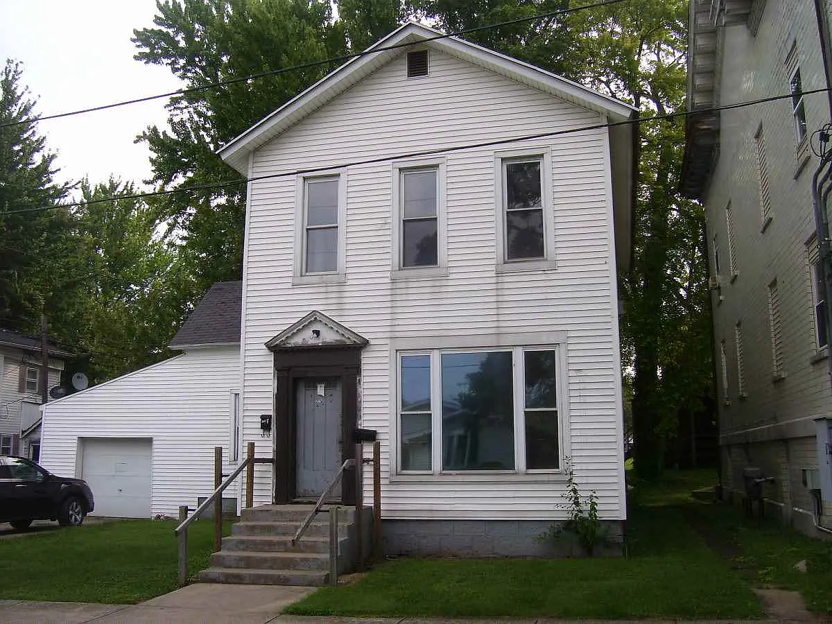 118 9th St photo 1