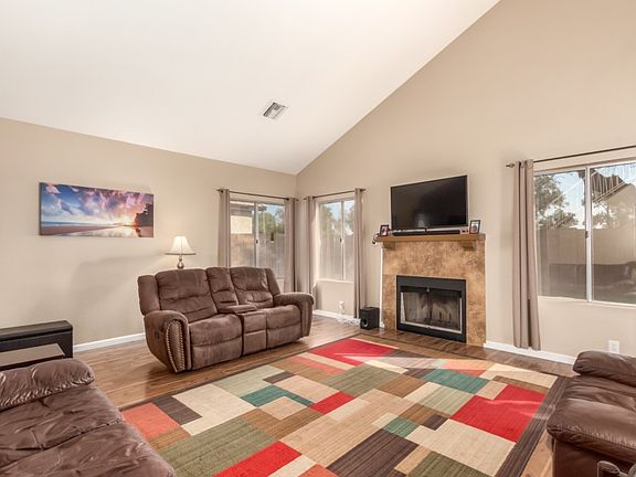 4th image of 11039 N 59th Dr