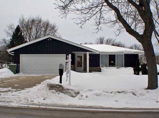 6133 N 122nd St, Milwaukee, WI 53225
