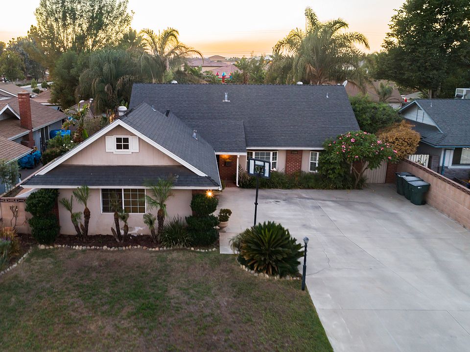 1st image of 12366 Cedar Ave