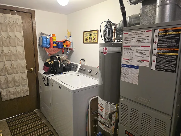 951 Glouchester Cir #0 — Photo 7