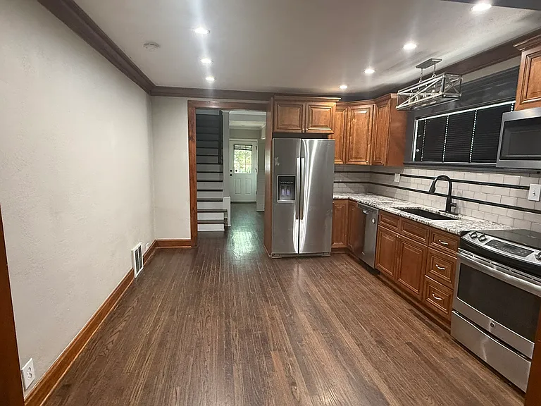 3816 Flora Ave — Photo 6