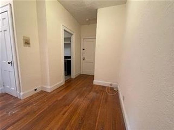 5th image of 73 Martin St #26A