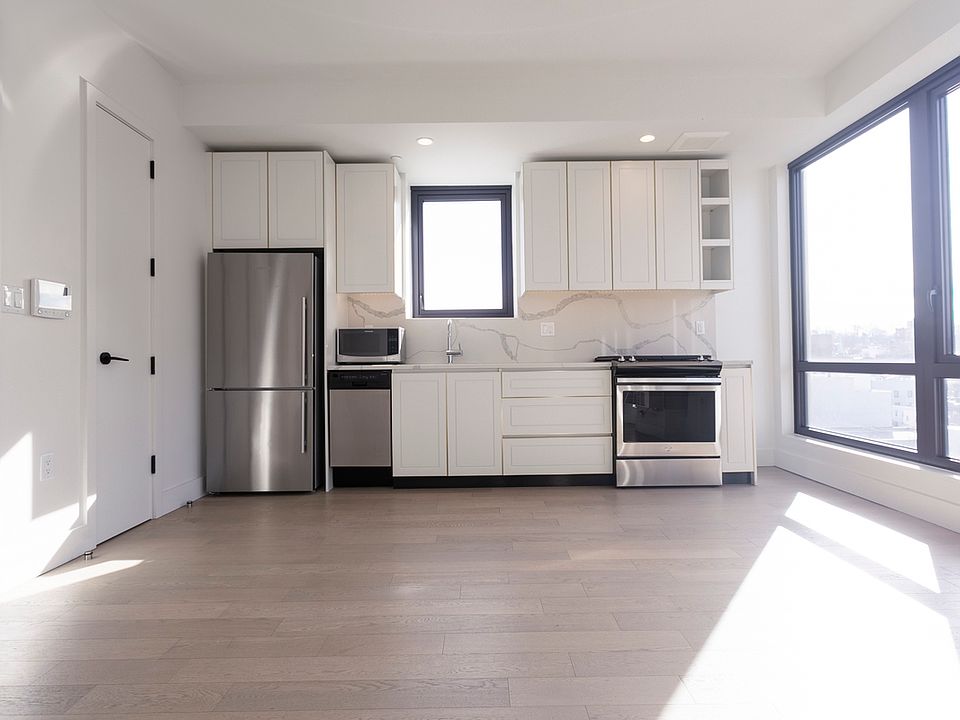 1st image of 175 19th St #901