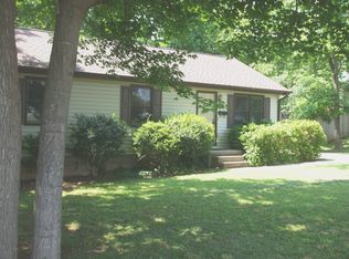410 S 1st St, Mebane, NC 27302