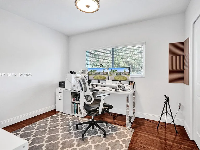 1102 Meadowlark Ave — Photo 46