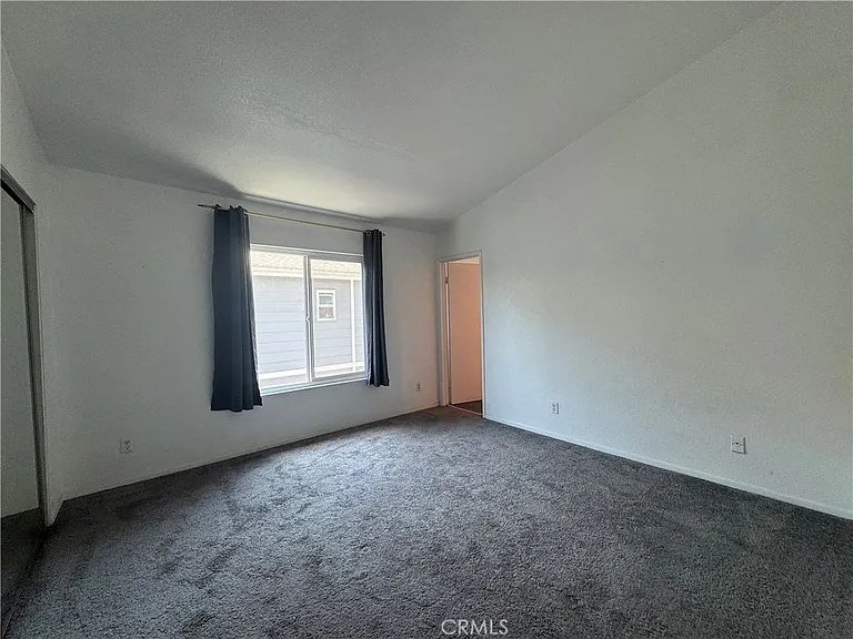 76 N Sierra Bonita Ave #4 — Photo 6