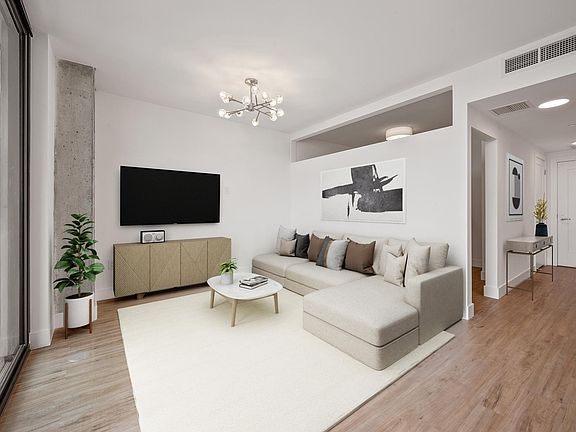 5th image of 500 NE 2nd Ave #1004