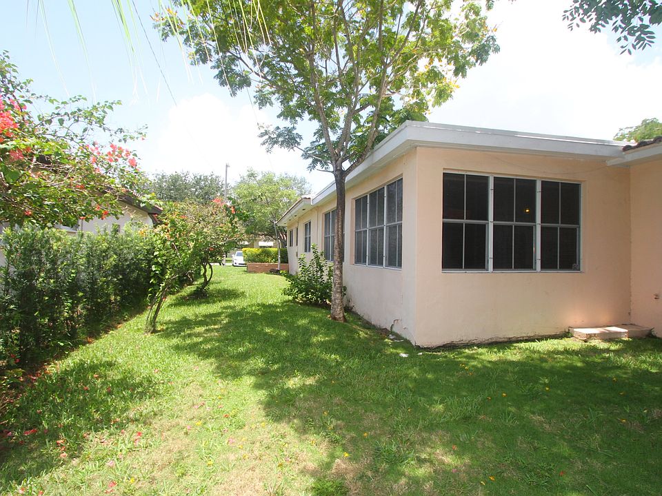 1st image of 900 Paradiso Ave