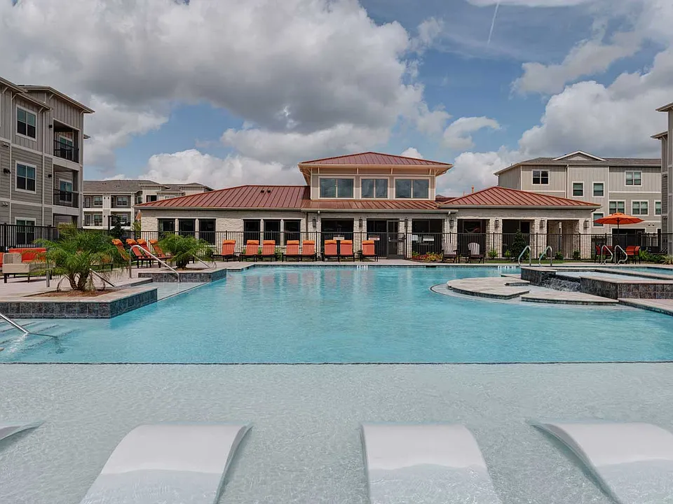 Smart Living at Cypress Creek Apartment Homes