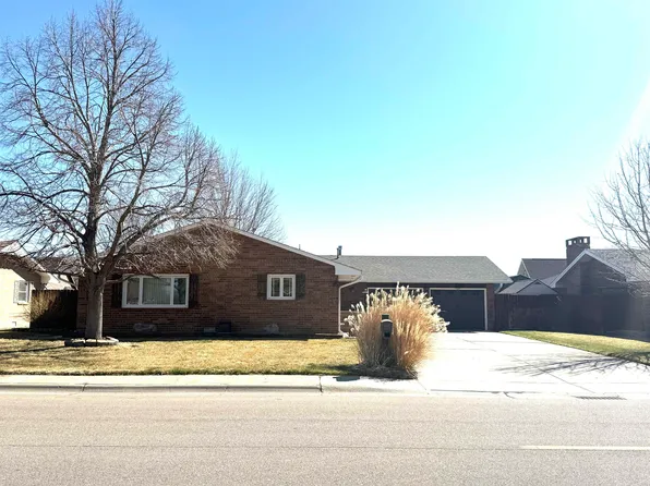 803 S OAK ST, North Platte, NE 69101