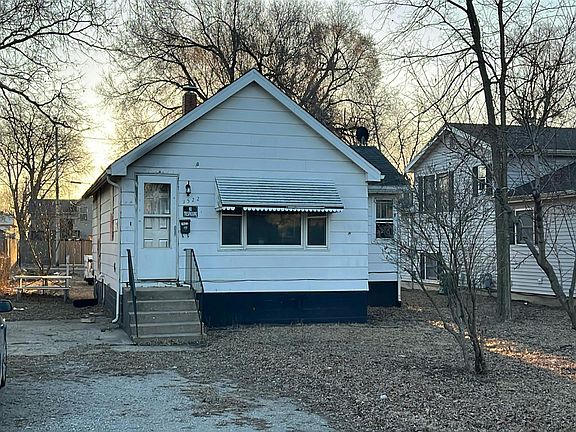 3rd image of 1522 Pine St