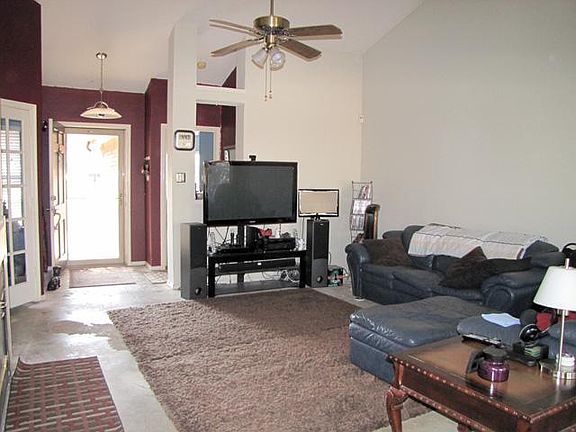 3rd image of 524 Dove Creek Pl