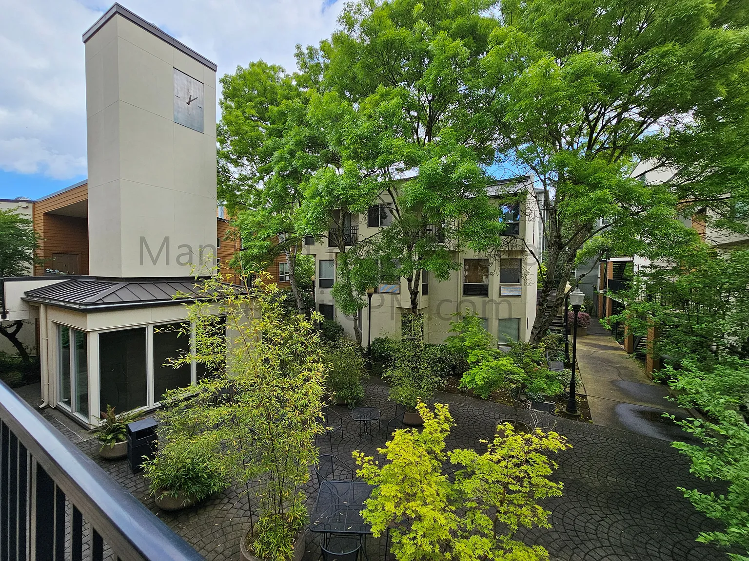 1535 Southwest Clay Street - Clay Street Commons (10008) - 301 — Photo 4
