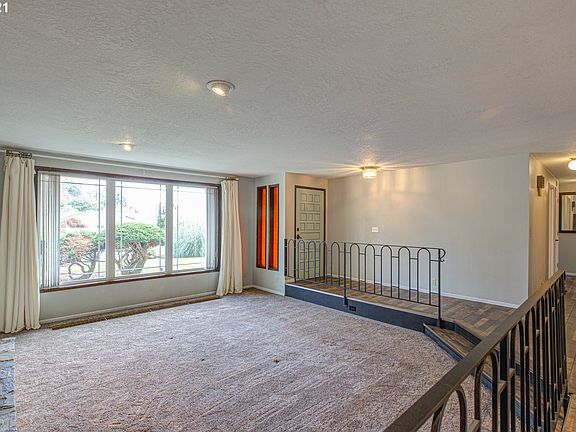 4th image of 235 Allendale Ct