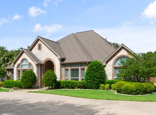 109 Magnolia Dr, Waxahachie, TX 75165