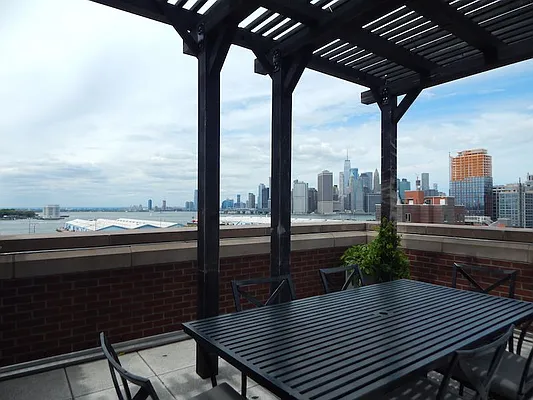 Rented by Realty Collective | media 22