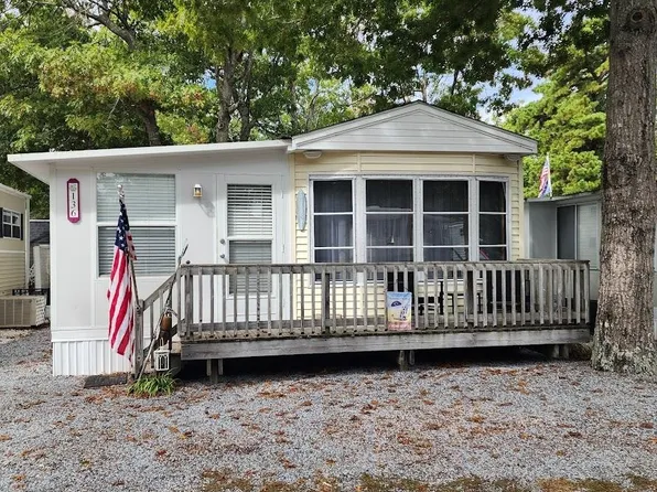 136 Inlet Ter, Ocean View, NJ 08230