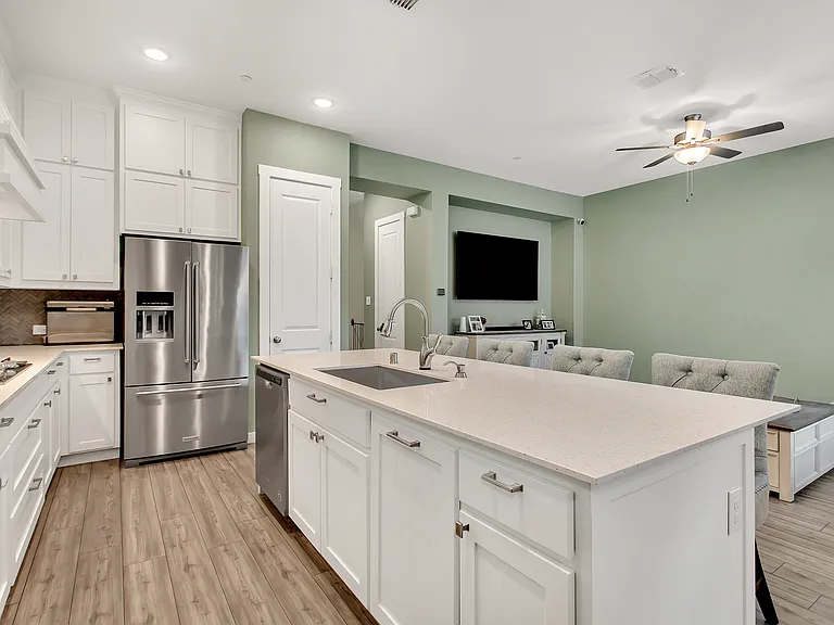 7667 Tiffany Dr — Photo 13