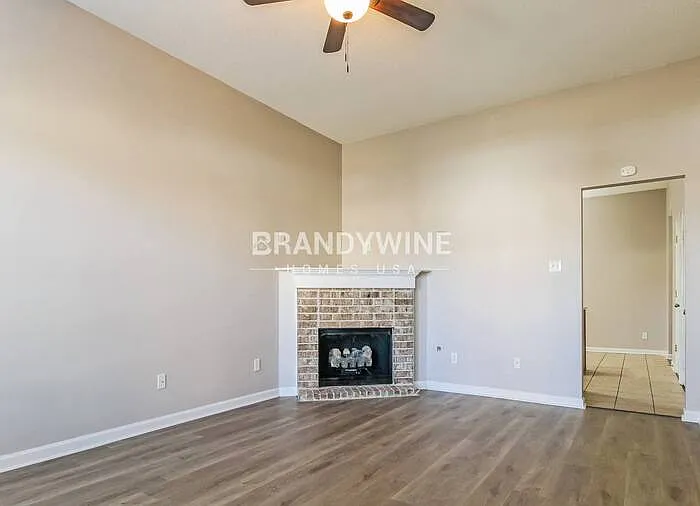 6843 Kerry Valley Ln — Photo 3