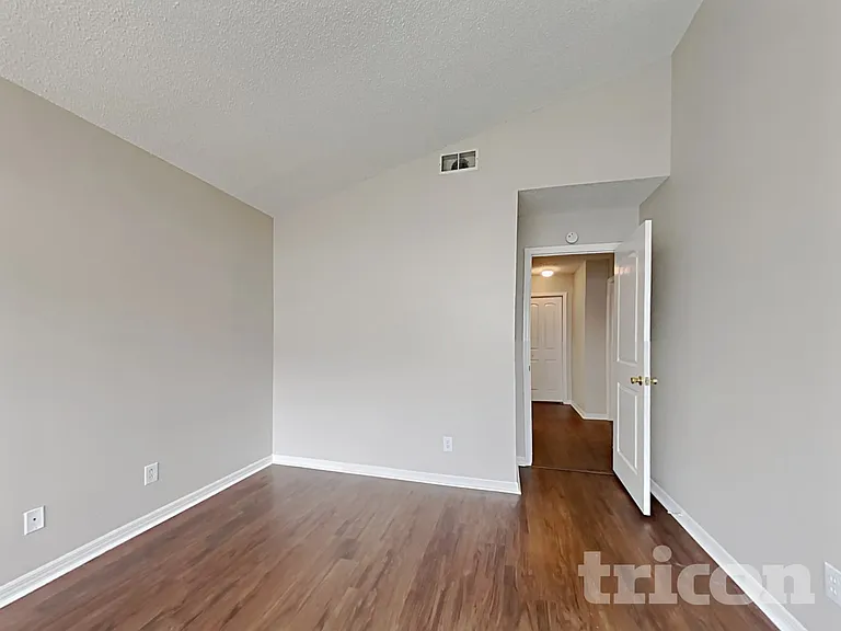 4514 Cabbage Palm Dr — Photo 6