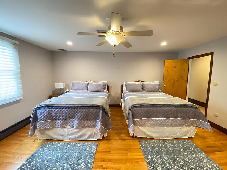 247 Montclair Ave — Photo 25