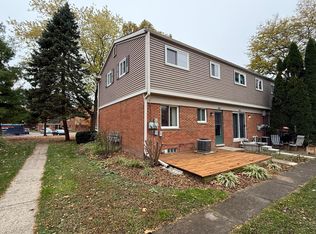 3393 Williamsburg Rd, Ann Arbor, MI 48108