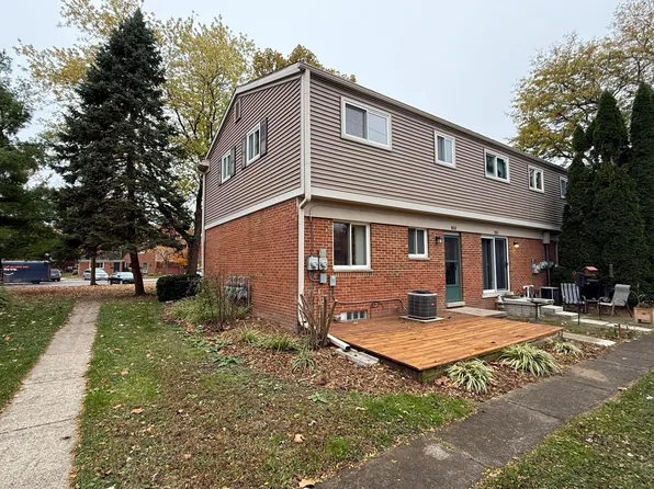 3393 Williamsburg Rd, Ann Arbor, MI 48108