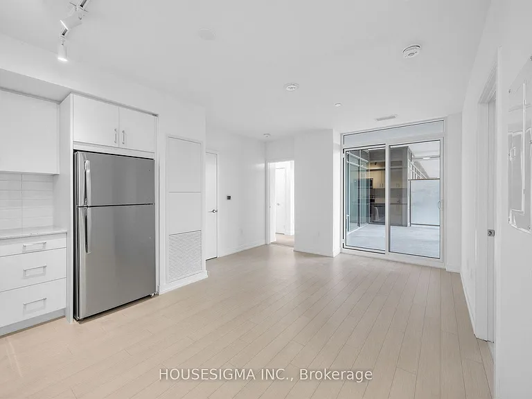 4010 Eglinton Ave W #607 — Photo 5