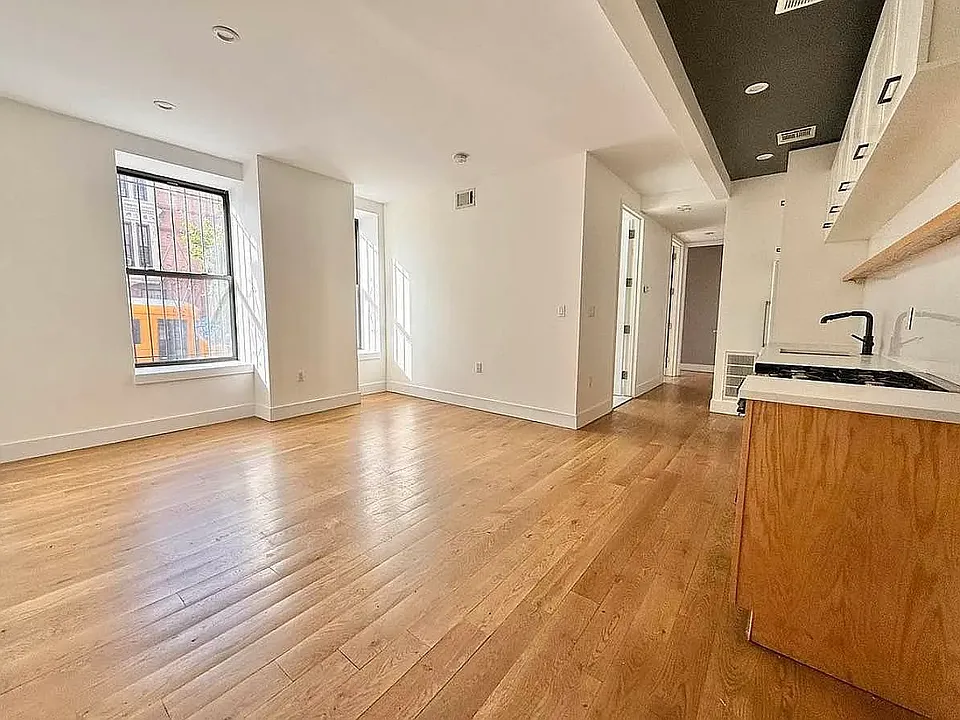 437 Throop Ave #1A