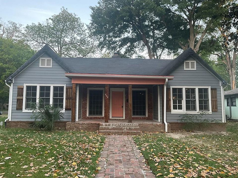1st image of 904 S Washington Ave