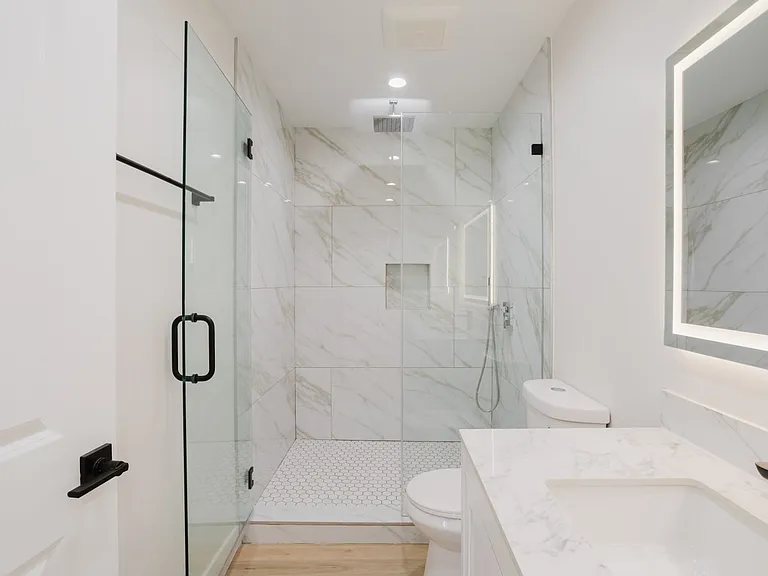 8915 Wakefield Ave — Photo 18