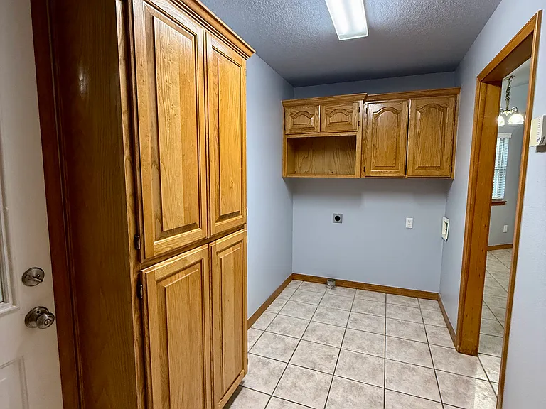 510 College Pl — Photo 27