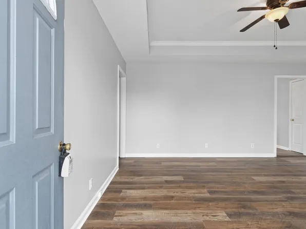 278 Moncrest Dr, Clarksville, TN 37042