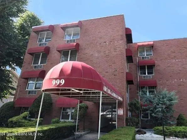 999 Forest Ave APT 3C, Staten Island, NY 10310