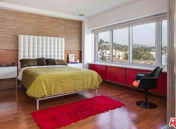 5th image of 7135 Hollywood Blvd APT 502